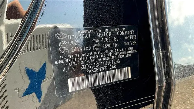 2026 Genesis G70 2.5T Standard