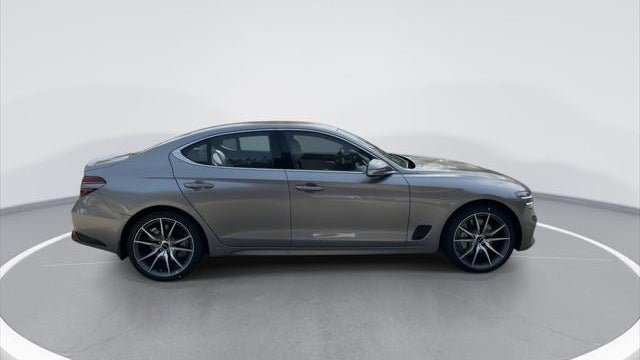 2026 Genesis G70 2.5T Standard