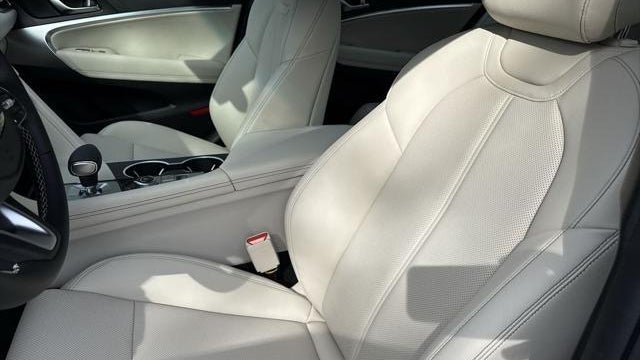 2026 Genesis G70 2.5T Standard