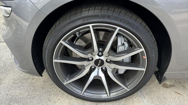 2026 Genesis G70 2.5T Standard