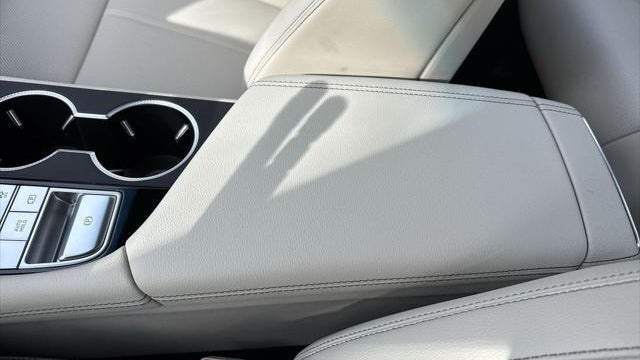 2026 Genesis G70 2.5T Standard