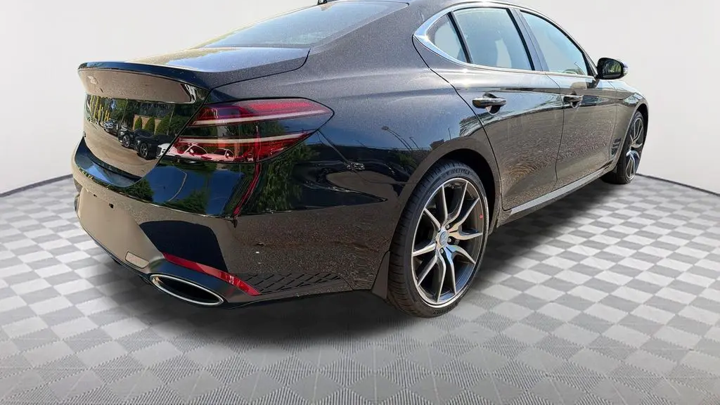 2026 Genesis G70 2.5T Standard