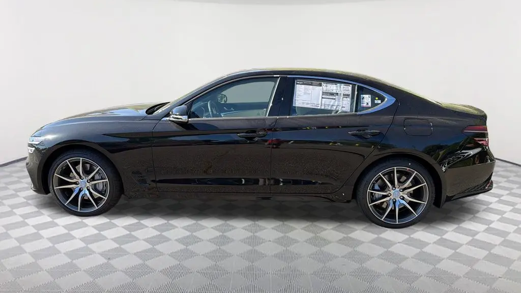 2026 Genesis G70 2.5T Standard