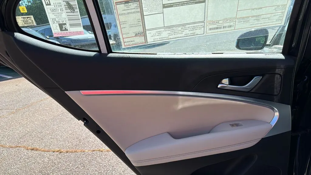 2026 Genesis G70 2.5T Standard