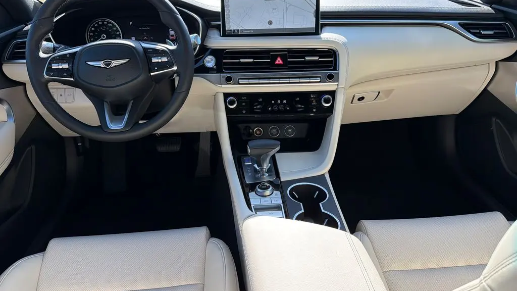 2026 Genesis G70 2.5T Standard