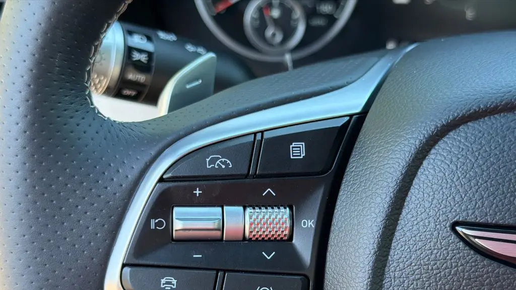 2026 Genesis G70 2.5T Standard