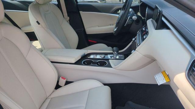 2026 Genesis G70 2.5T Standard