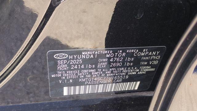 2026 Genesis G70 2.5T Standard