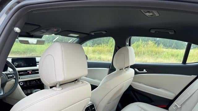 2026 Genesis G70 2.5T Standard
