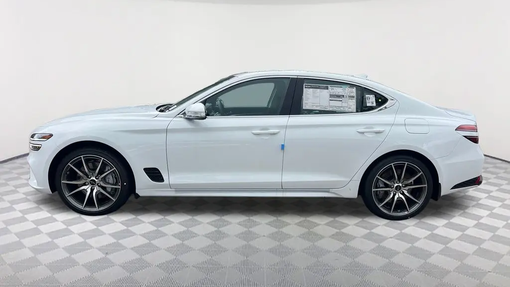 2026 Genesis G70 2.5T Standard