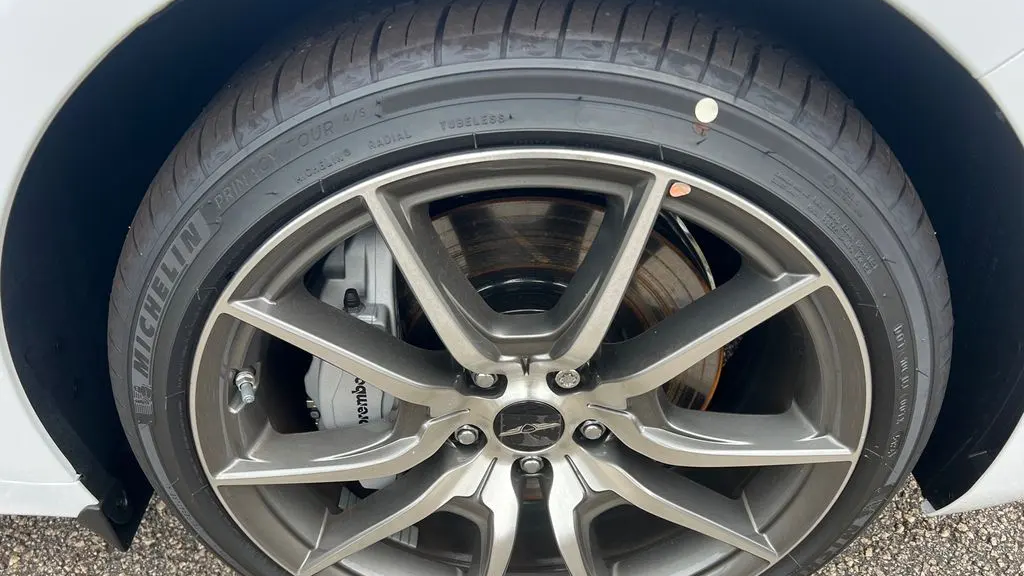 2026 Genesis G70 2.5T Standard