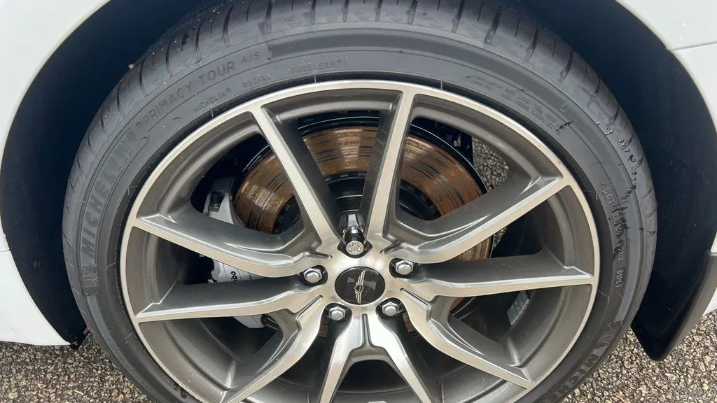2026 Genesis G70 2.5T Standard