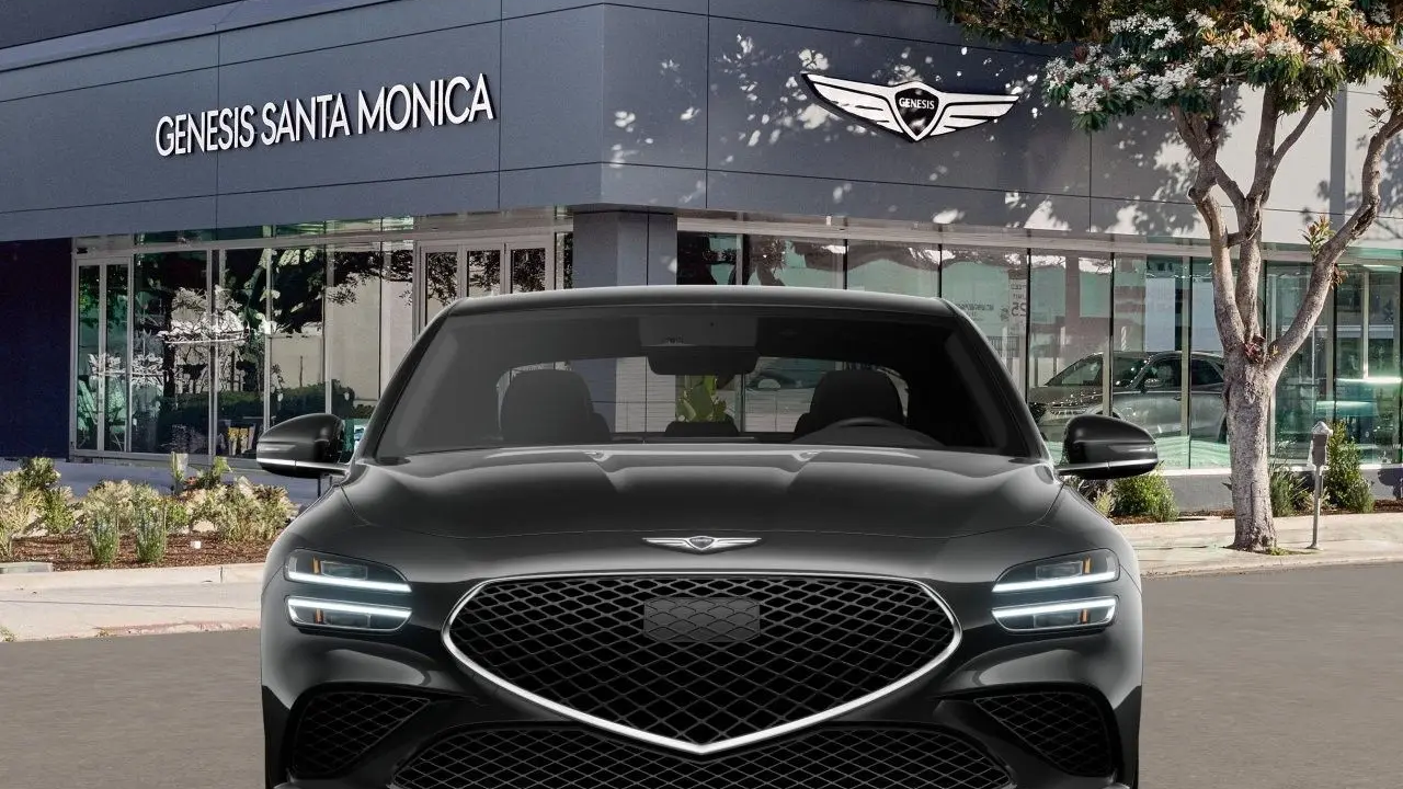 2026 Genesis G70 2.5T Standard