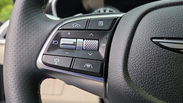 2026 Genesis G70 2.5T Standard