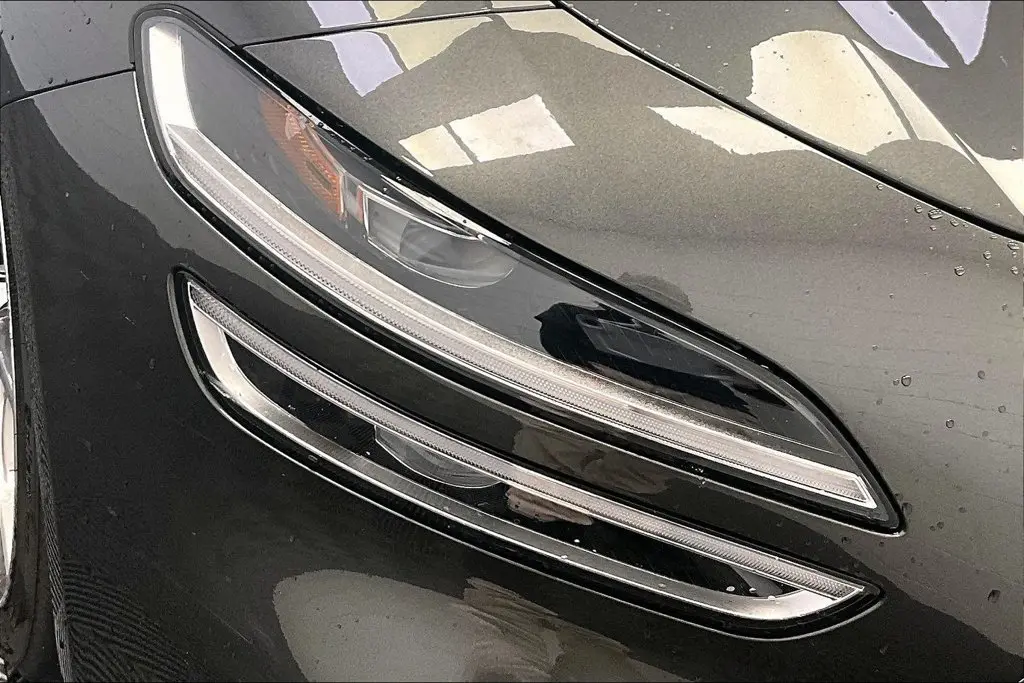 2026 Genesis G70 - $32,600