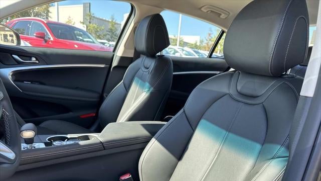 2026 Genesis G70 2.5T Standard