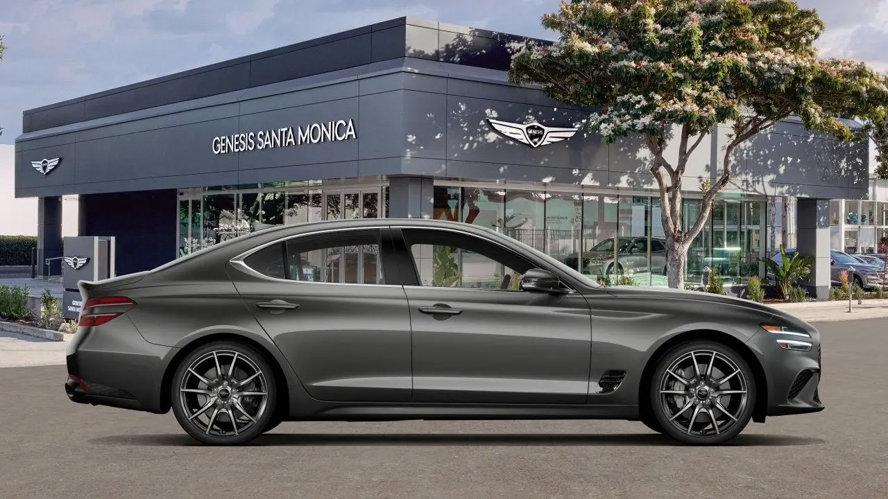 2026 Genesis G70 2.5T Standard