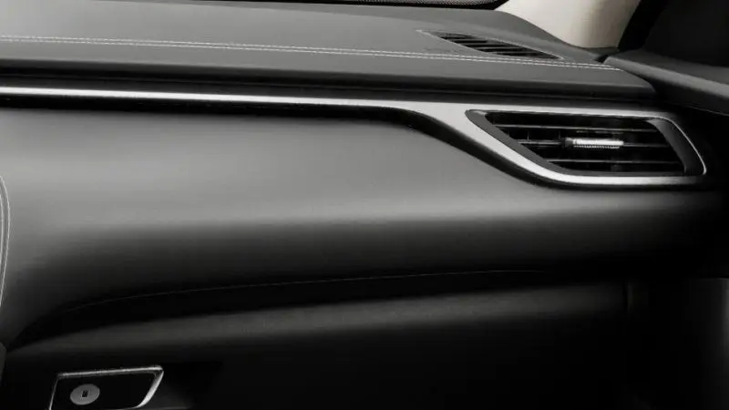 2026 Genesis G70 2.5T Standard