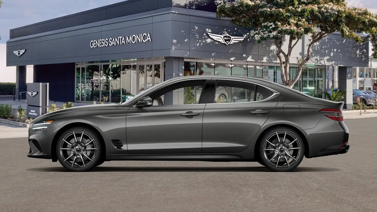 2026 Genesis G70 2.5T Standard
