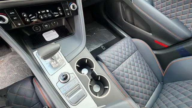 2026 Genesis G70 3.3T Prestige Graphite