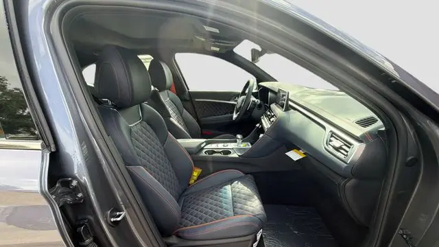2026 Genesis G70 3.3T Prestige Graphite
