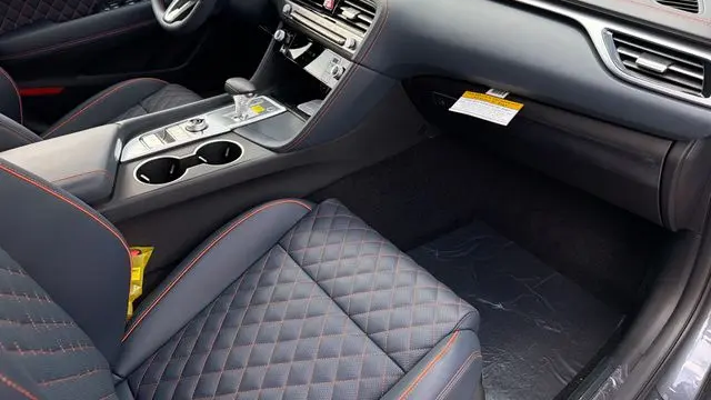 2026 Genesis G70 3.3T Prestige Graphite