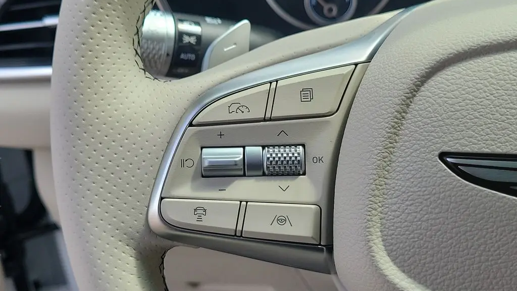 2026 Genesis G70 2.5T Prestige