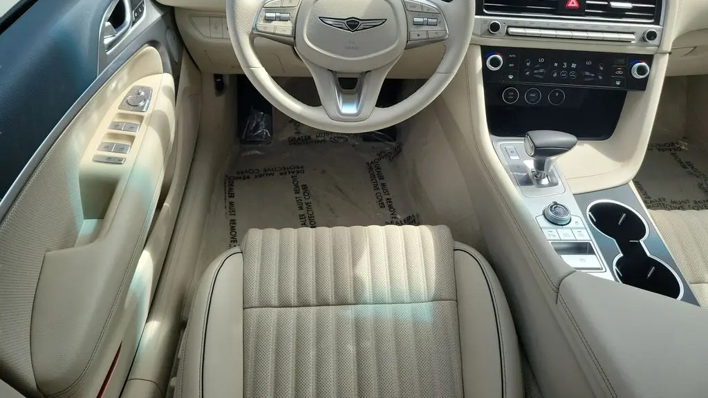 2026 Genesis G70 2.5T Prestige