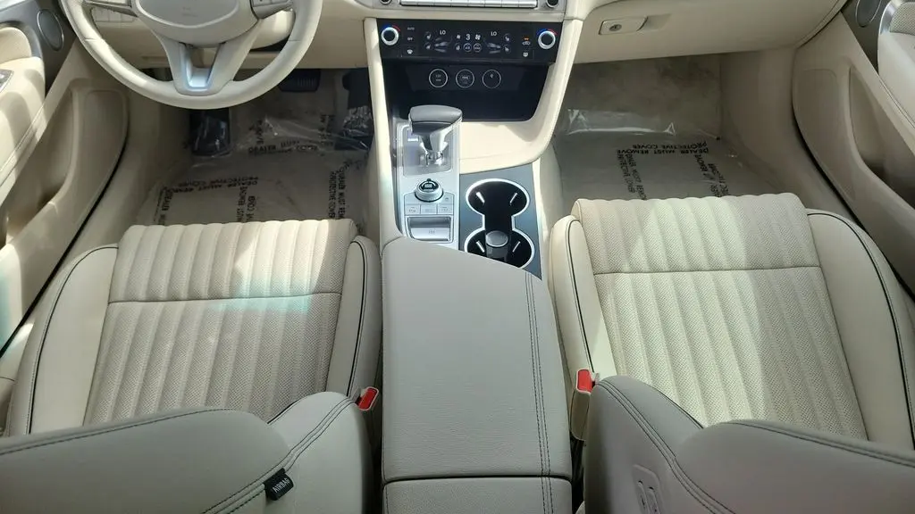 2026 Genesis G70 2.5T Prestige