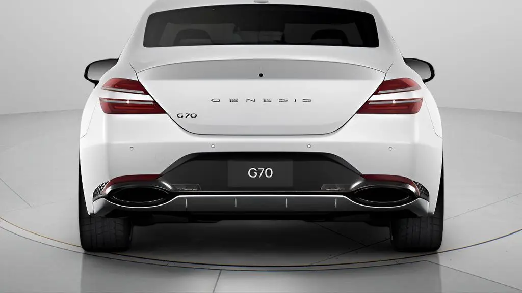 2026 Genesis G70 2.5T Prestige