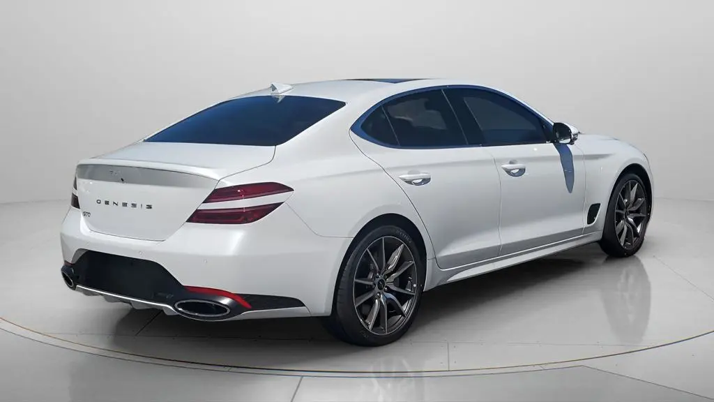 2026 Genesis G70 2.5T Prestige