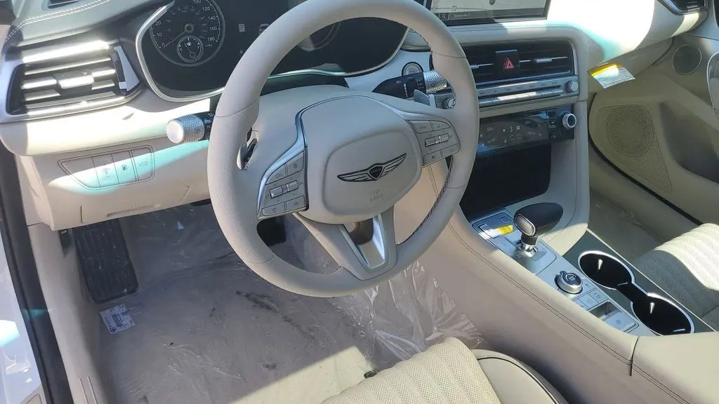 2026 Genesis G70 2.5T Prestige