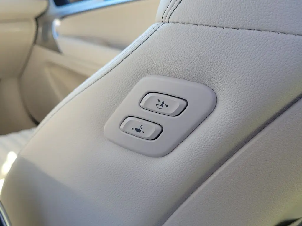 2026 Genesis G70 - $45,099