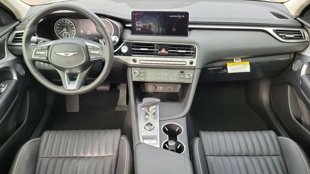 2026 Genesis G70 2.5T Prestige