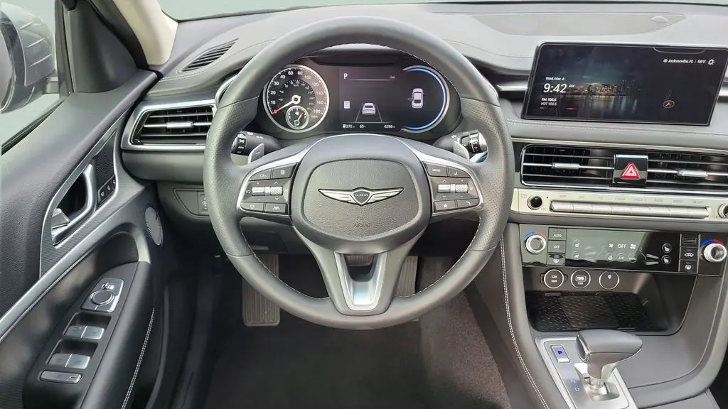 2026 Genesis G70 2.5T Prestige