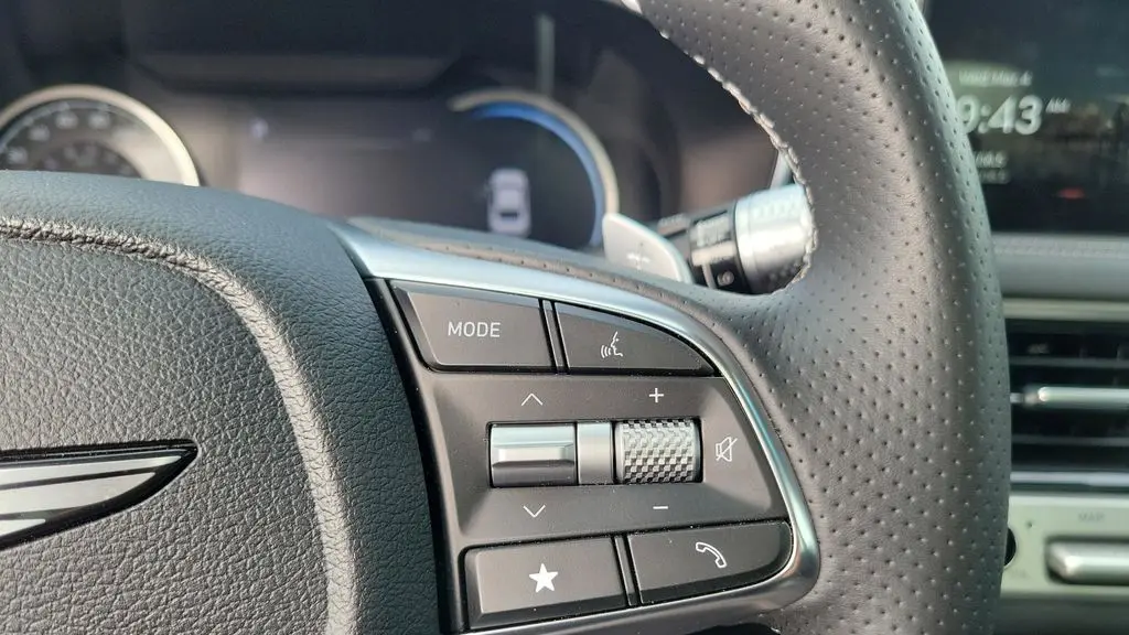 2026 Genesis G70 2.5T Prestige