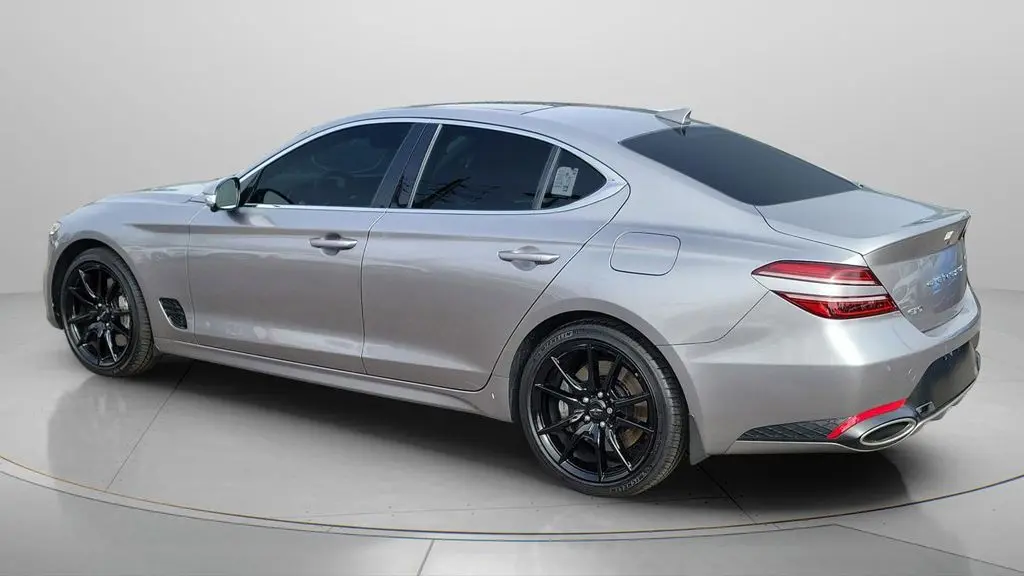 2026 Genesis G70 2.5T Prestige