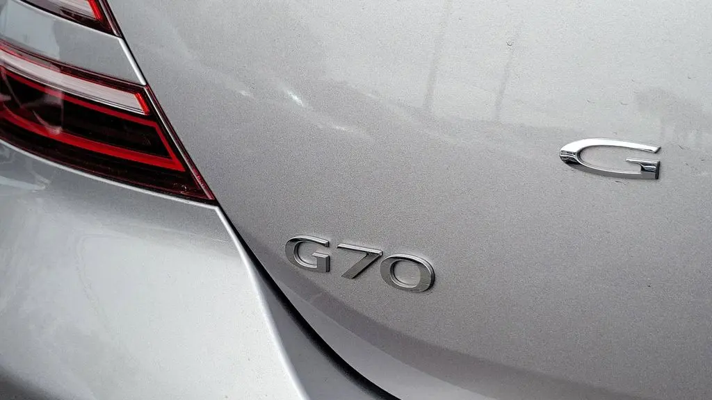 2026 Genesis G70 2.5T Prestige