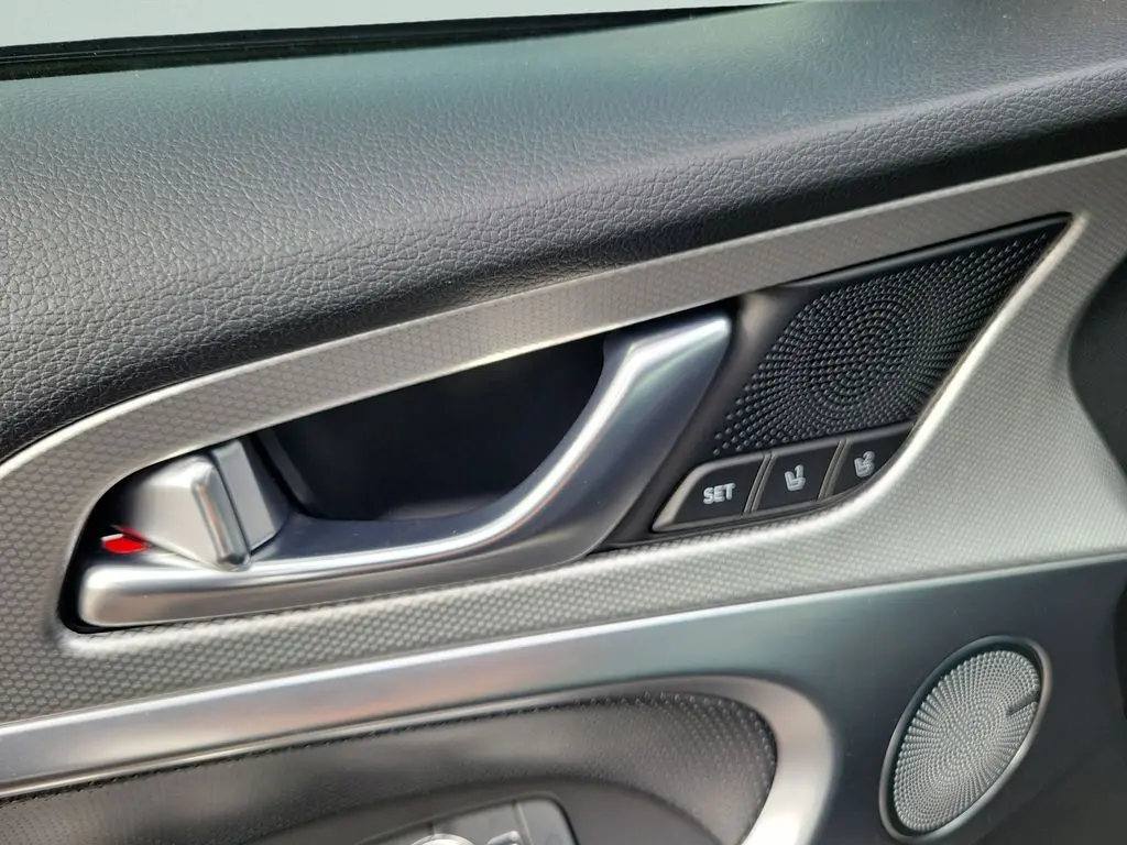 2026 Genesis G80 - $42,550