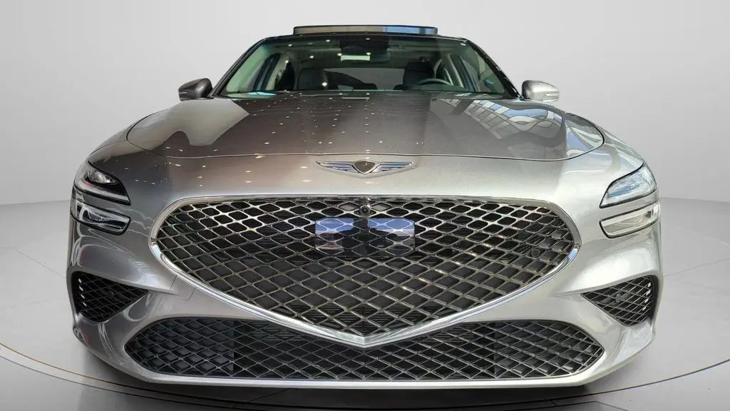 2026 Genesis G70 2.5T Prestige