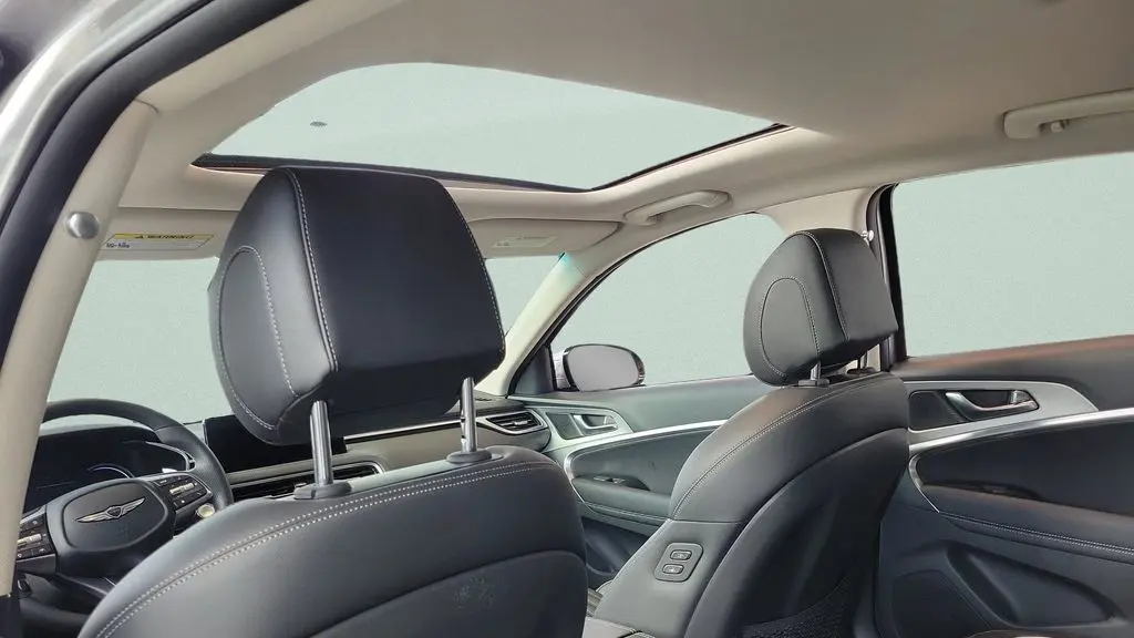 2026 Genesis G70 2.5T Prestige