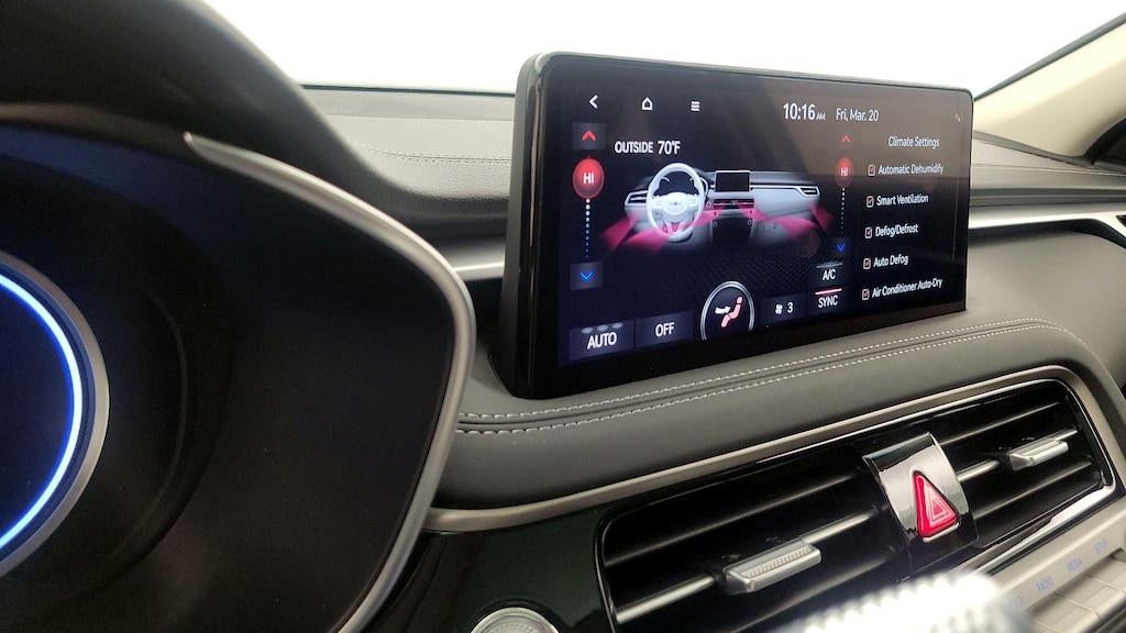 2026 Genesis G70 2.5T Prestige