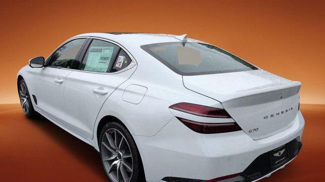 2026 Genesis G70 2.5T Prestige