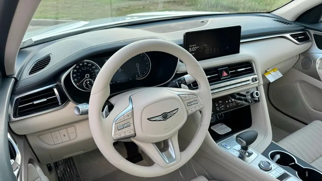 2026 Genesis G70 2.5T Prestige