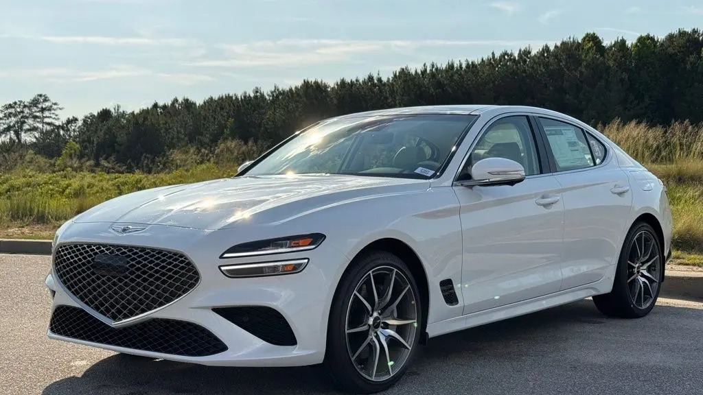 2026 Genesis G70 2.5T Prestige