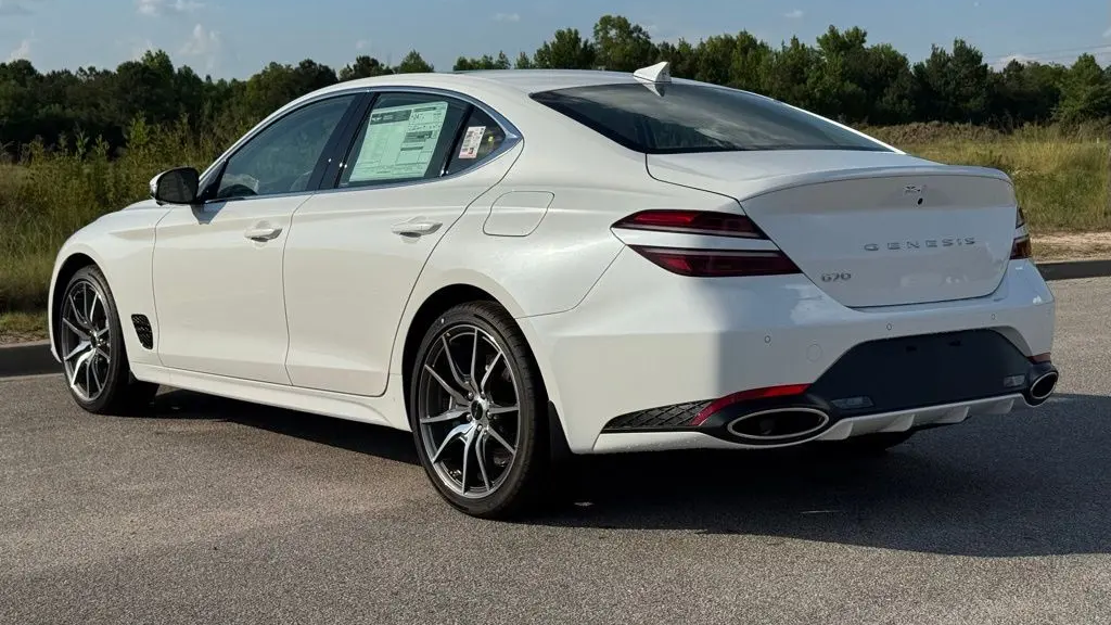 2026 Genesis G70 2.5T Prestige