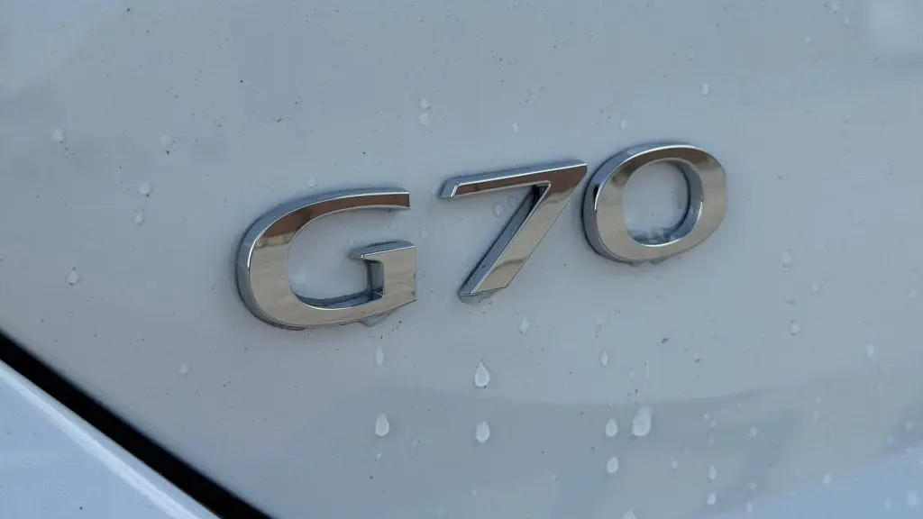 2026 Genesis G70 2.5T Prestige