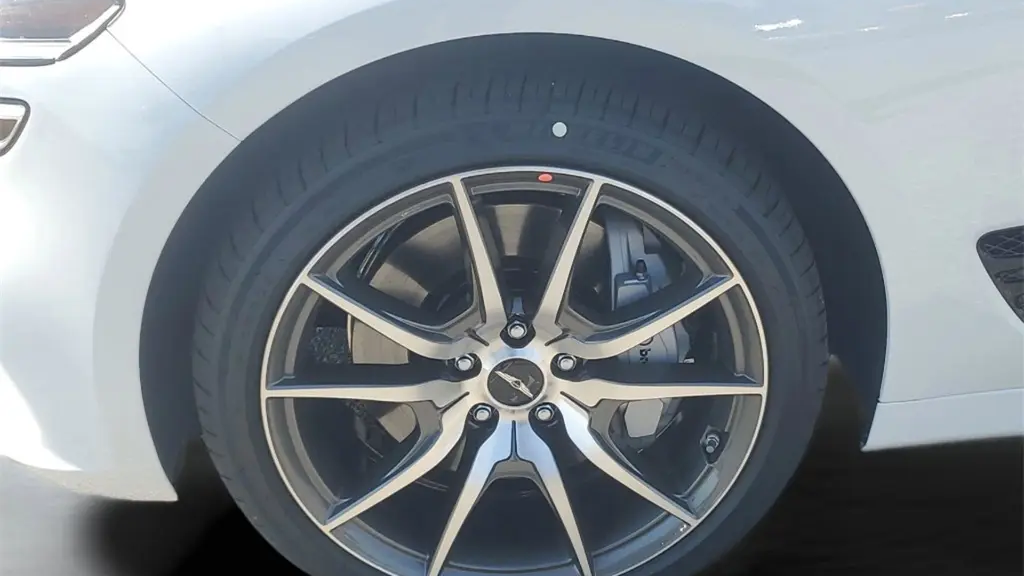 2026 Genesis G70 2.5T Prestige