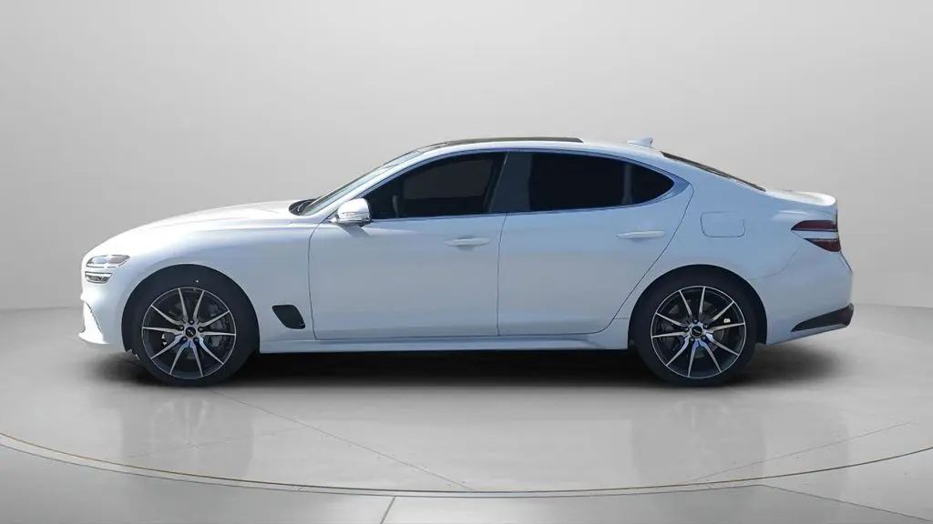 2026 Genesis G70 2.5T Prestige