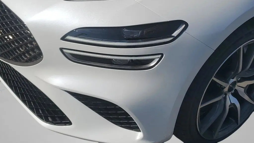 2026 Genesis G70 2.5T Prestige